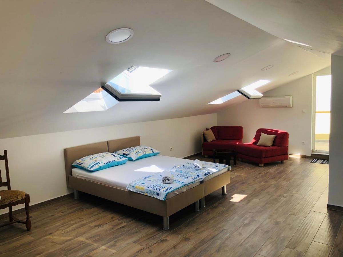 Apartment Andreja, Opatija City Center Екстериор снимка