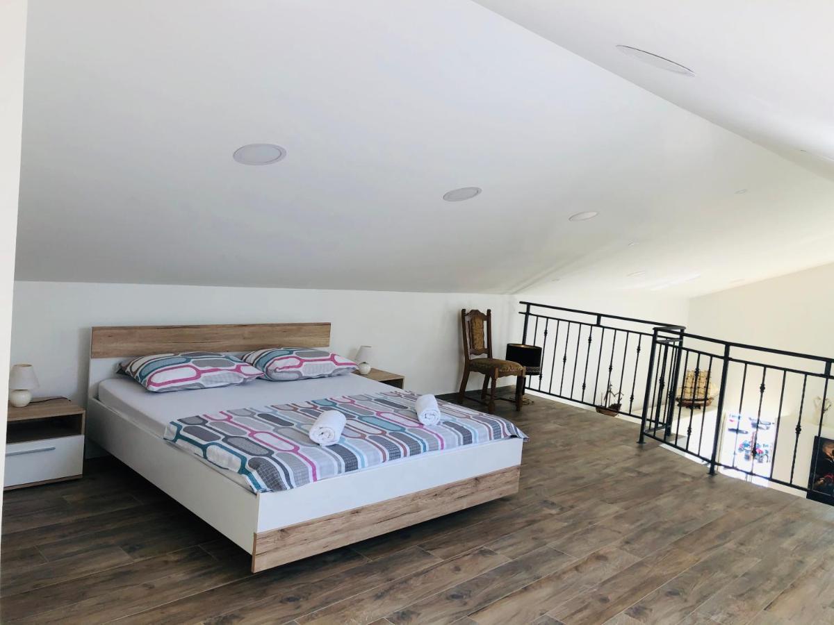 Apartment Andreja, Opatija City Center Екстериор снимка