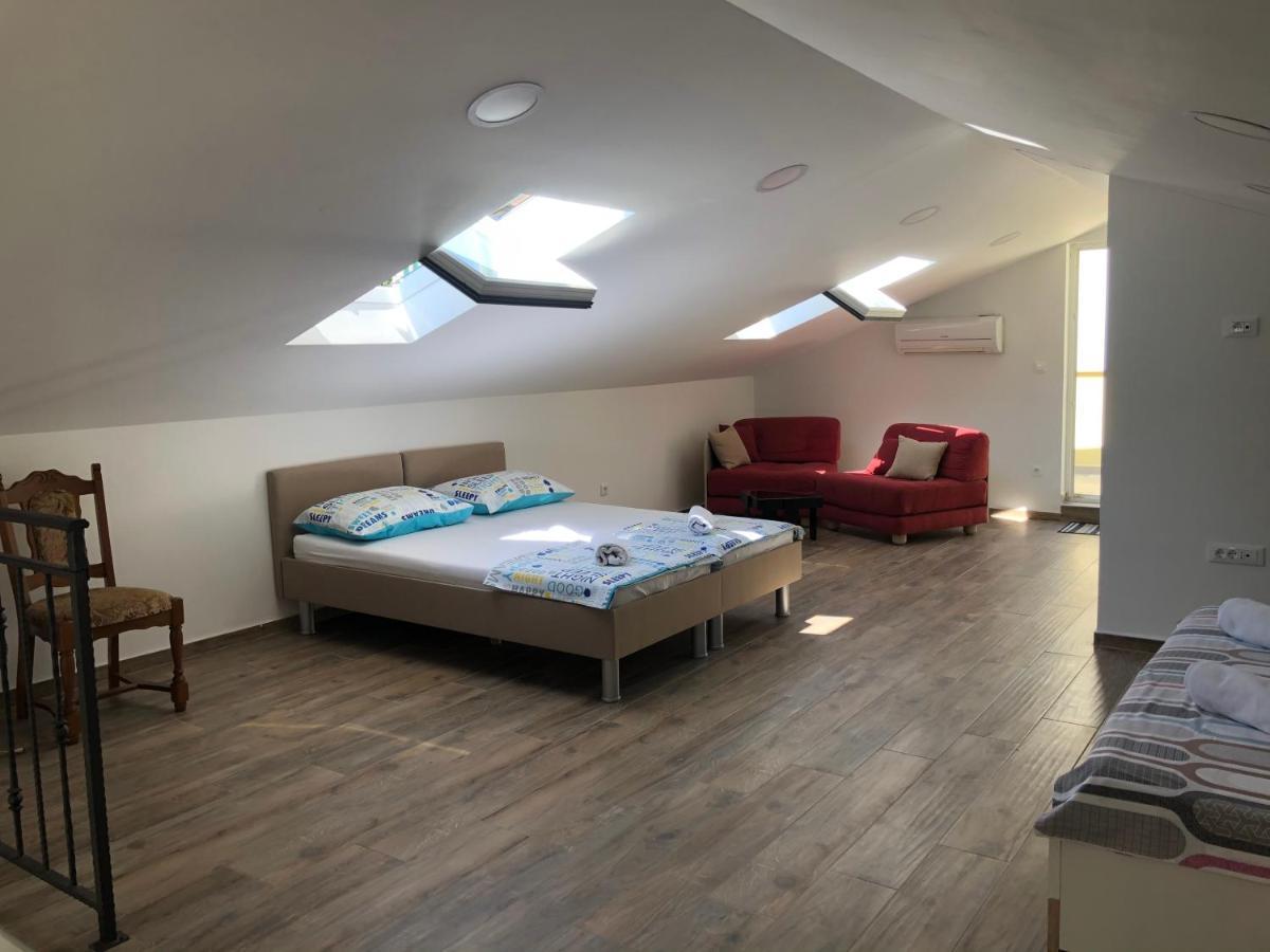 Apartment Andreja, Opatija City Center Екстериор снимка