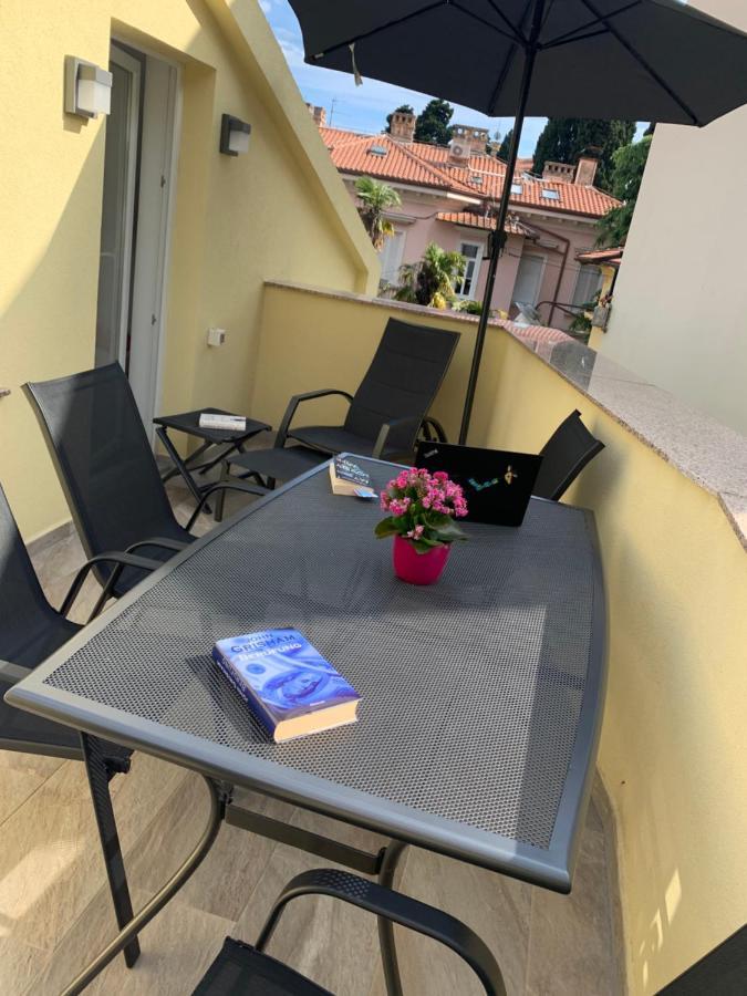Apartment Andreja, Opatija City Center Екстериор снимка