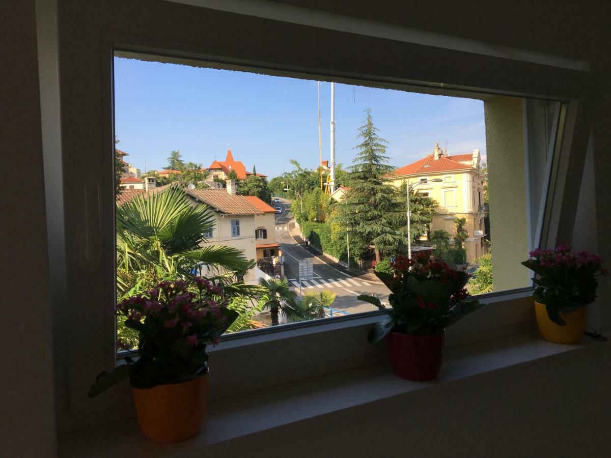 Apartment Andreja, Opatija City Center Екстериор снимка